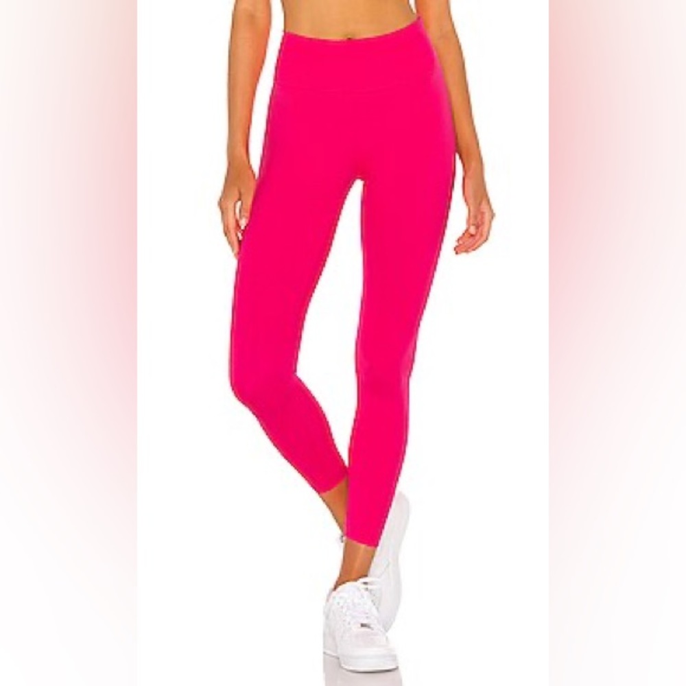 NWT Nike One Luxe Women's Mid-Rise 7/8 Leggings Hyper Pink Medium‎